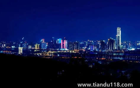 2022中秋節(jié)去長(zhǎng)沙人多嗎1