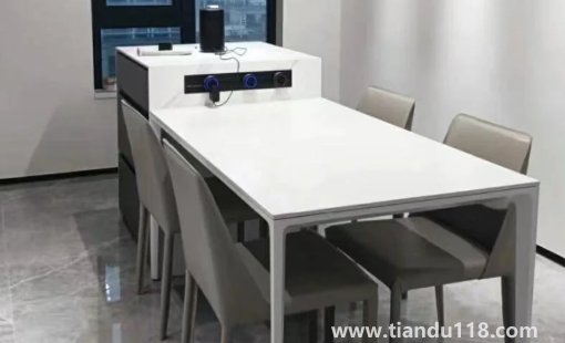 德利豐巖板是什么材料(佛山有幾家做巖板的廠家)(圖3) 德利豐巖板是什么材料3