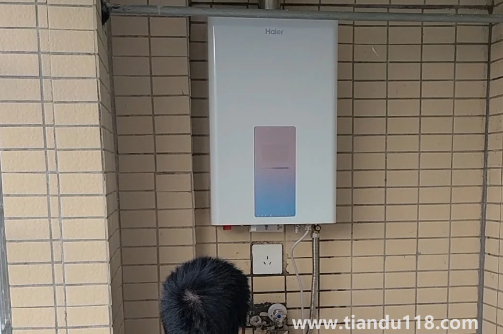 網(wǎng)上購買熱水器安裝收費(fèi)嗎(熱水器安裝師傅會(huì)亂收費(fèi)嗎)(圖1) 網(wǎng)上購買熱水器安裝收費(fèi)嗎1