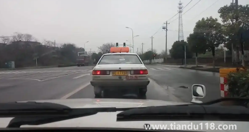 科目三合格率是內(nèi)定的嗎(科目三給塞錢的暗語)(圖1) 科目三合格率是內(nèi)定的嗎1