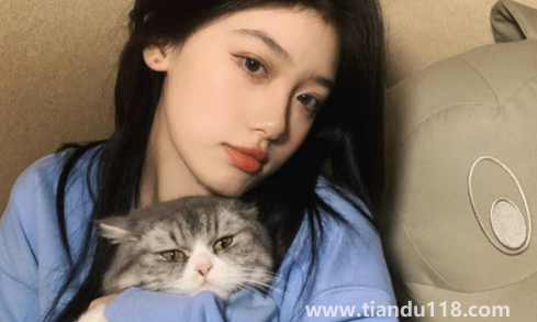 沒事就喜歡找人聊天是為什么（一直想和一個(gè)人聊天是為什么）