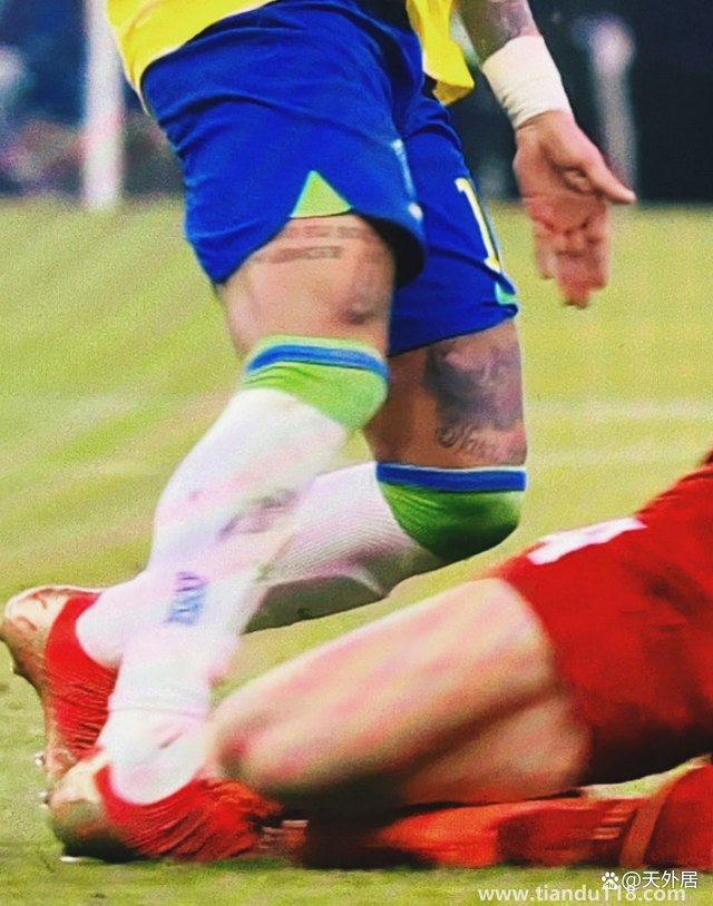 內(nèi)馬爾受傷:腳踝彎成90度（內(nèi)馬爾受傷畫面曝光）(圖4)