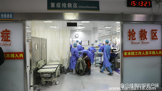 一線醫(yī)生:危、急、重病人比例增加（解放軍總醫(yī)院急診主任表示）