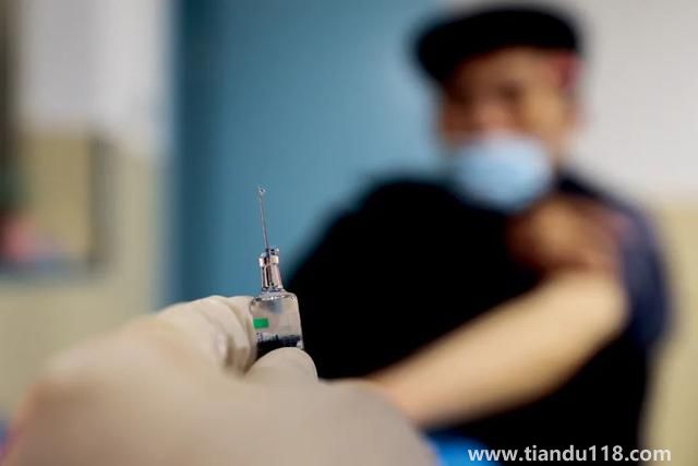 專家:感染人數(shù)激增時要警惕突變株（專家建議應持續(xù)監(jiān)測）